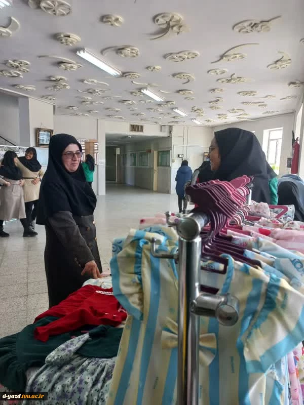 برپایی بازارچه دانشجویی 5