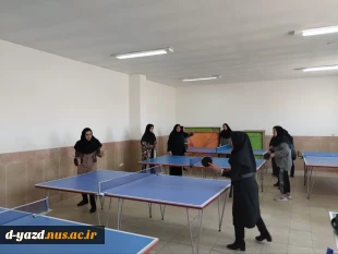 مسابقات ورزشی کارکنان و اساتید  24 بهمن ماه  در سالن ورزشی آموزشکده فنی دختران یزد 8