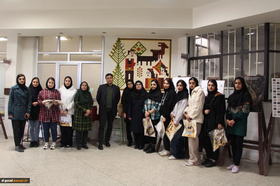 مراسم یادبود دانشجوی گرافیک (یلدا حبیبی ) و بازدید نقاشی دیواری سالن گرافیک    2