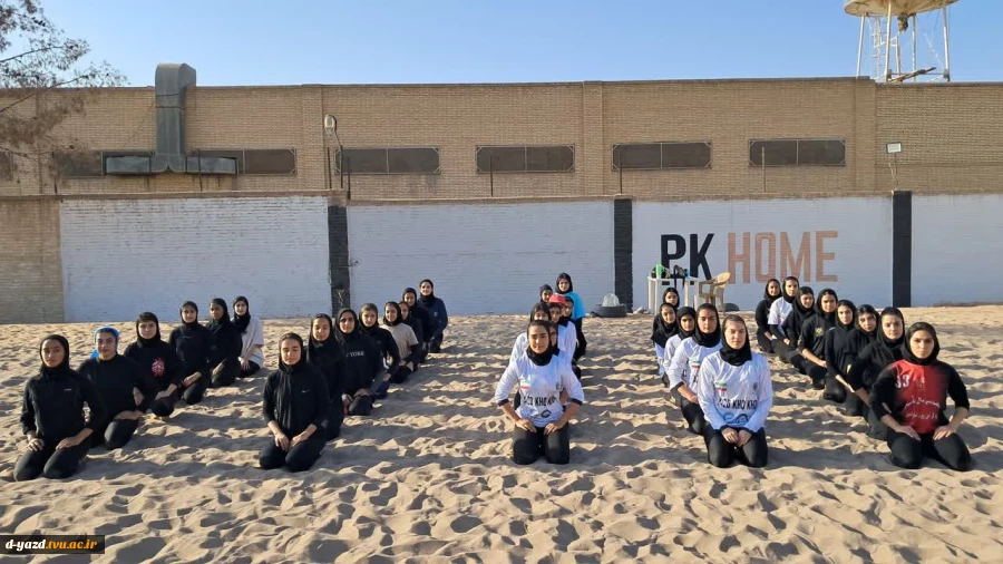 به مناسبت هفته تربیت بدنی و ورزش، مسابقات کوکوساحلی با حضور شش تیم و در فضایی پرنشاط برگزار شد 2