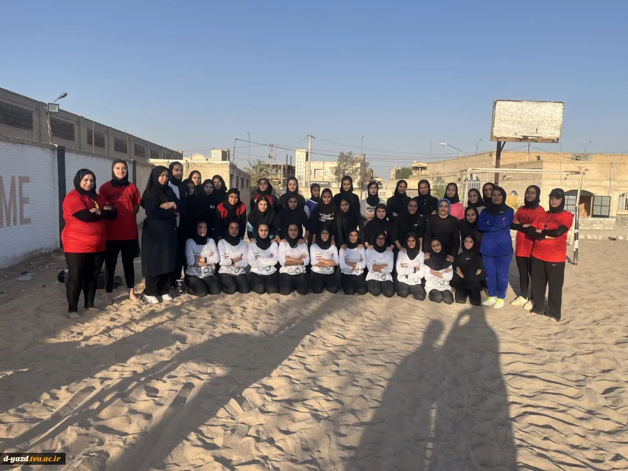 به مناسبت هفته تربیت بدنی و ورزش، مسابقات کوکوساحلی با حضور شش تیم و در فضایی پرنشاط برگزار شد 3