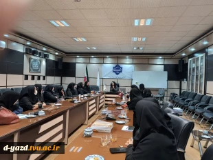 جلسه آموزشی «آشنایی با بیماری‌ها و سرطان‌های شایع در زنان» در آموزشکده ملی مهارت دختران یزد - حضرت رقیه (س) برگزار شد 2