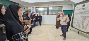 بازدید دانشجویان رشته کامپیوتر آموزشکده ملی مهارت دختران یزد – حضرت رقیه (س) از شرکت جهان الکترونیک یزد 2