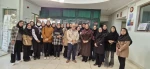 بازدید دانشجویان رشته کامپیوتر آموزشکده ملی مهارت دختران یزد – حضرت رقیه (س) از شرکت جهان الکترونیک یزد 4