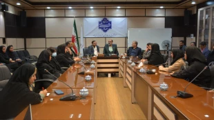 میزبانی دانشجویان آموزشکده ملی مهارت دختران یزد - حضرت رقیه(س) از معاون اداری و مالی دانشگاه ملی مهارت در آیین روز دانشجو 2