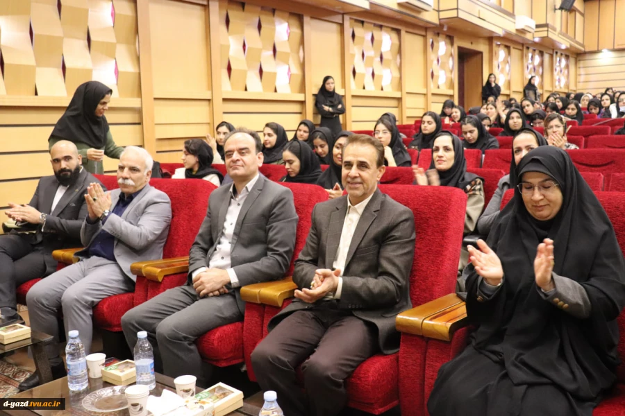 برگزاری مراسم بزرگداشت روز حسابدار به همت انجمن علمی آموزشکده ملی مهارت دختران یزد 5