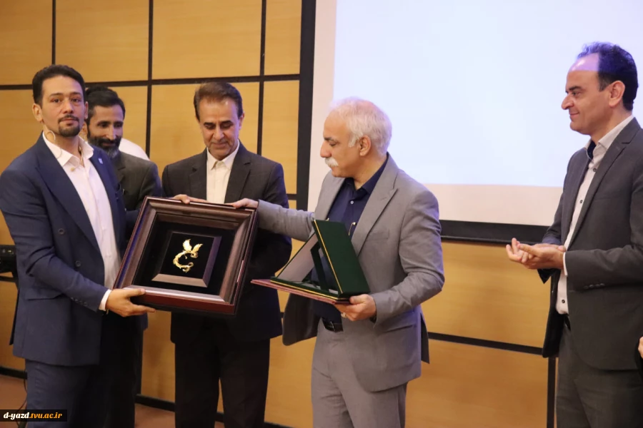 برگزاری مراسم بزرگداشت روز حسابدار به همت انجمن علمی آموزشکده ملی مهارت دختران یزد 9