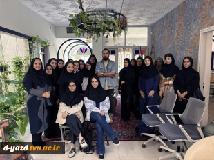 بازدید دانشجویان آموزشکده ملی مهارت دختران یزد از استودیو «خط» یزد در قالب درس مدیریت هنری 2
