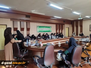 «درگوشی با مجردها»؛ گفتگوی صمیمی درباره ازدواج آگاهانه  در پردیس آموزشکده ملی مهارت دختران یزد
 2