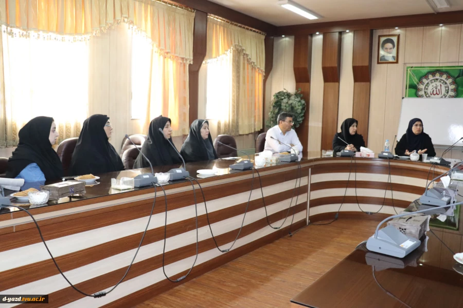 جلسه سرپرستان خوابگاه‌های آموزشکده ملی مهارت دختران یزد برگزار شد 3