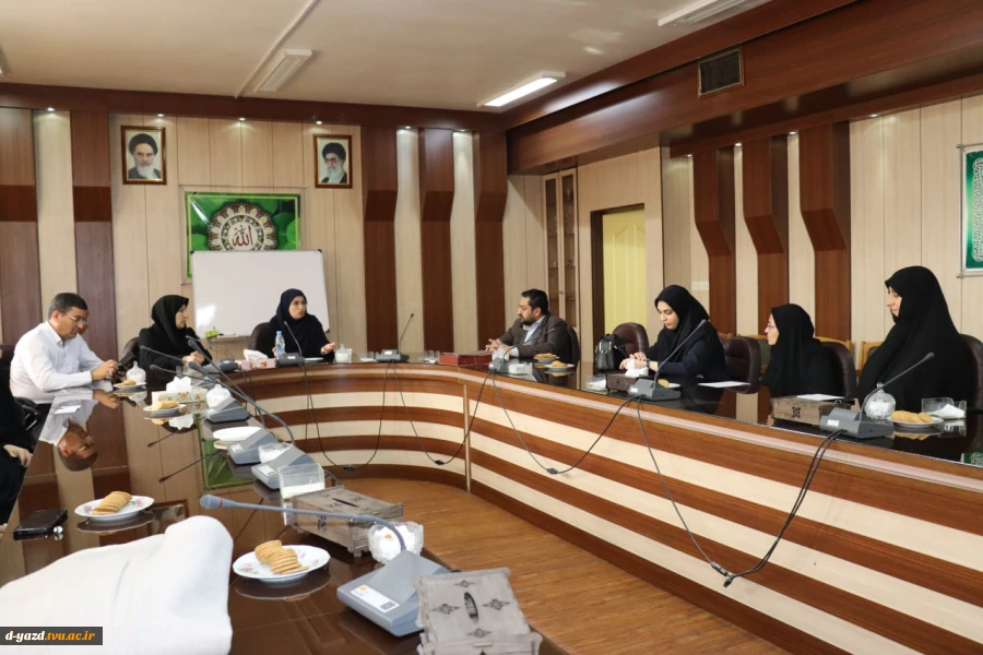 جلسه سرپرستان خوابگاه‌های آموزشکده ملی مهارت دختران یزد برگزار شد 4