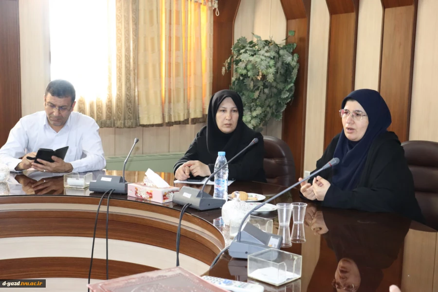 جلسه سرپرستان خوابگاه‌های آموزشکده ملی مهارت دختران یزد برگزار شد 5