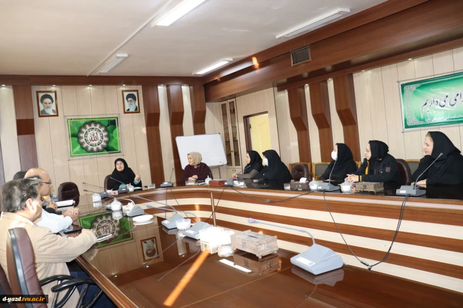 برگزاری جلسه شورای اداری آموزشکده ملی مهارت دختران یزد با محوریت برنامه‌ریزی امتحانات نیمسال اول 1405-1404 5