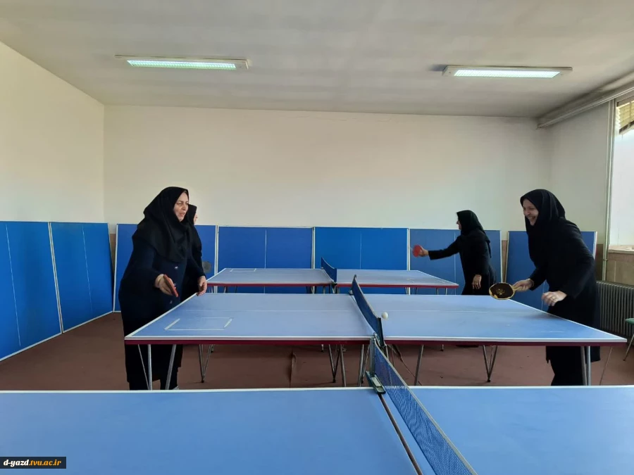 برگزاری برنامه ورزشی ویژه همکاران آموزشکده ملی مهارت دختران حضرت یزد همزمان با دهه مبارک فجر 5