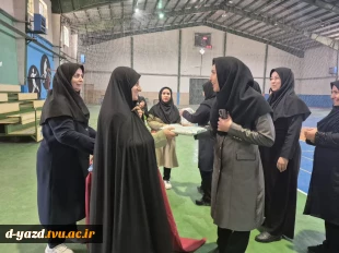 برگزاری مسابقات ورزشی آمادگی جسمانی و دارت ویژه کارکنان آموزشکده ملی مهارت دختران یزد به مناسبت هفته معلم 6